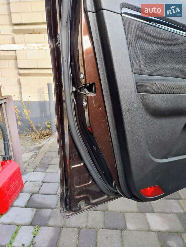 Хэтчбек Geely Emgrand 7 (EC7) 2013 в Днепре