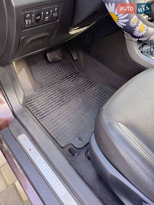 Хэтчбек Geely Emgrand 7 (EC7) 2013 в Днепре