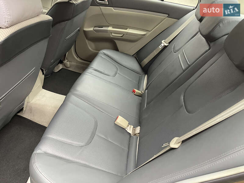 Седан Geely Emgrand 7 (EC7) 2012 в Києві