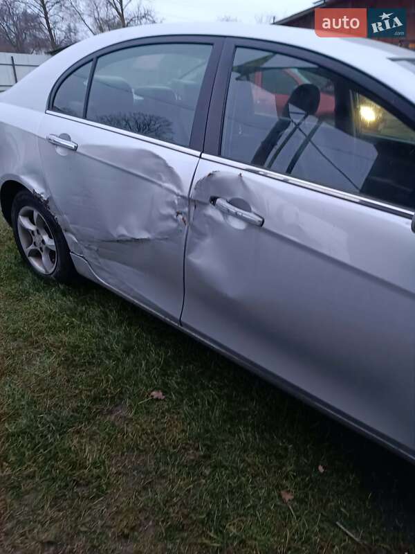 Седан Geely Emgrand 7 (EC7) 2013 в Львове