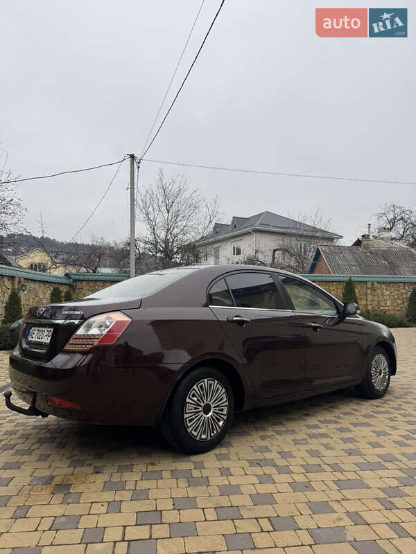 Седан Geely Emgrand 7 (EC7) 2012 в Могилев-Подольске