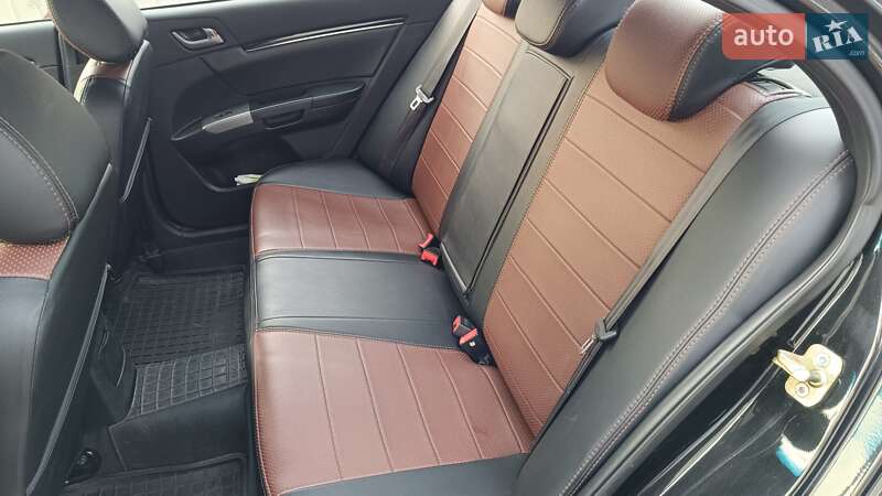 Седан Geely Emgrand 7 (EC7) 2013 в Ирпене фото 24 Седан Geely Emgrand 7 (EC7) 2013 в Ирпене