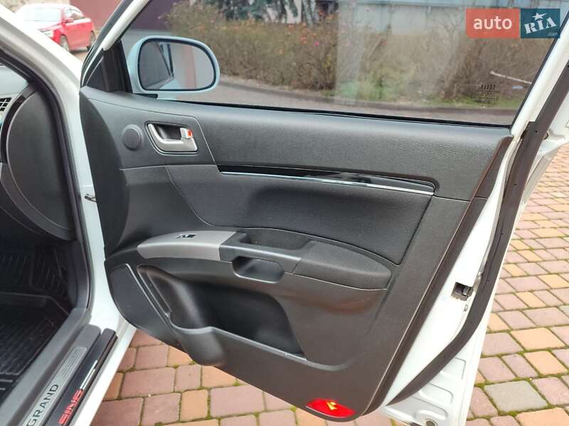 Седан Geely Emgrand 7 (EC7) 2015 в Черкассах