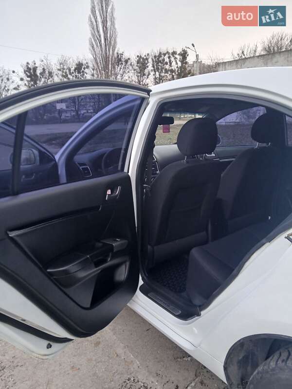 Седан Geely Emgrand 7 (EC7) 2013 в Харькове