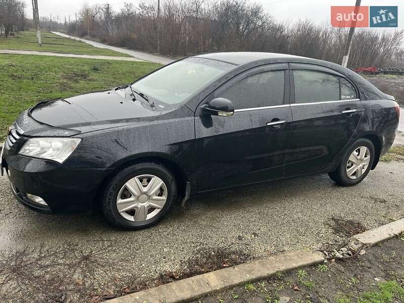 Geely Emgrand 7 (EC7) 2012 Geely Emgrand 7 (EC7) 2012