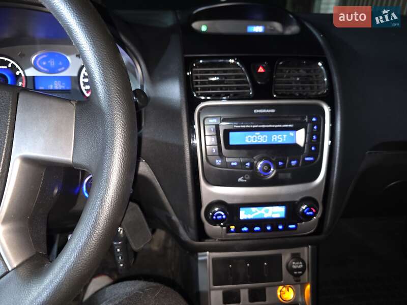 Седан Geely Emgrand 7 (EC7) 2013 в Ивано-Франковске