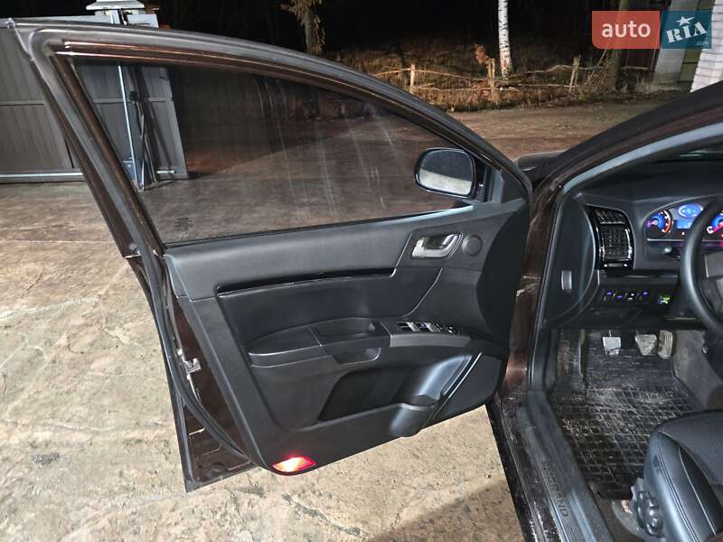 Седан Geely Emgrand 7 (EC7) 2013 в Ивано-Франковске