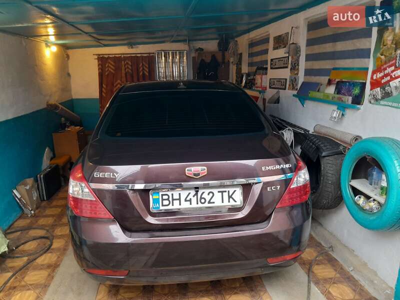 Седан Geely Emgrand 7 (EC7) 2013 в Овидиополе
