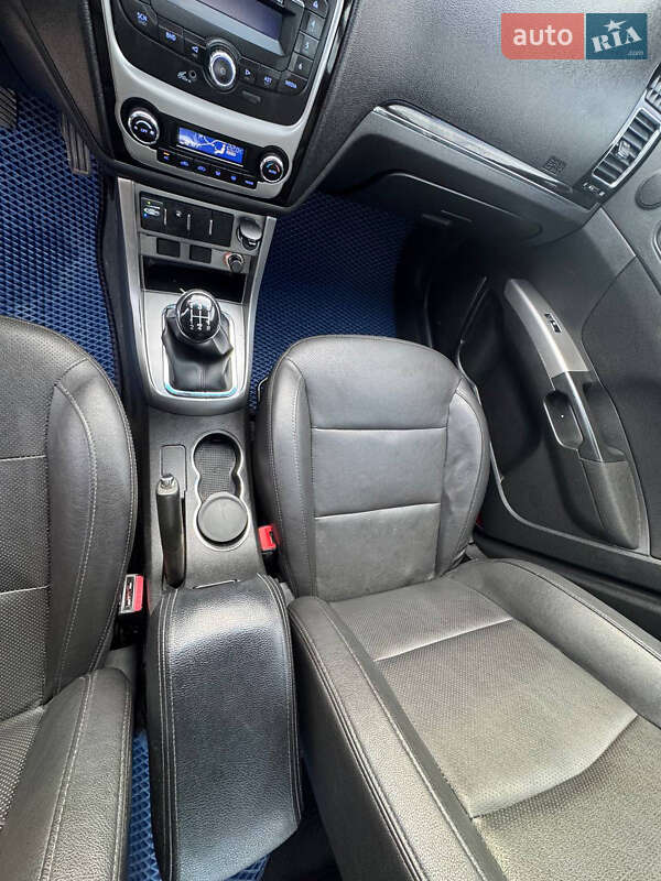 Седан Geely Emgrand 7 (EC7) 2015 в Черкасах