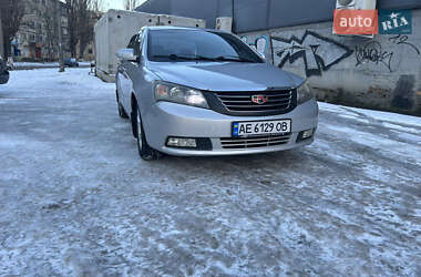 Седан Geely Emgrand 7 (EC7) 2013 в Кривом Роге
