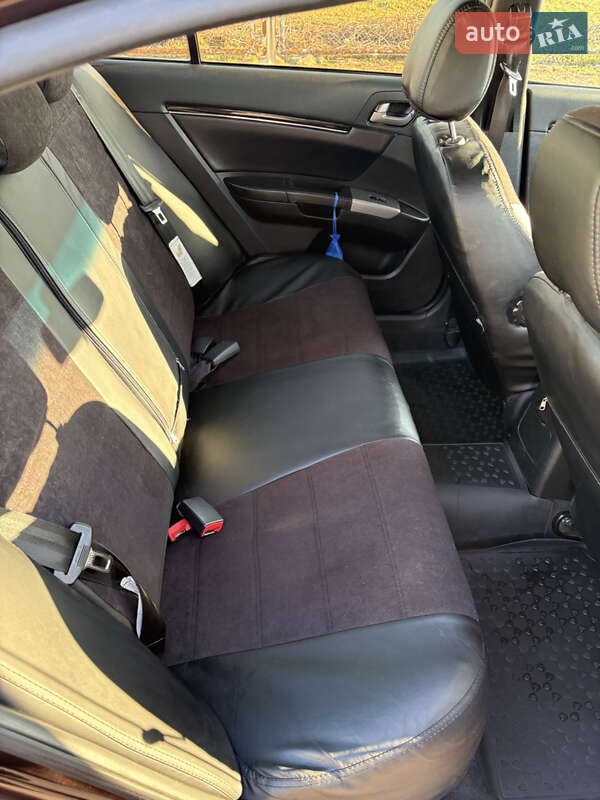 Седан Geely Emgrand 7 (EC7) 2013 в Николаеве