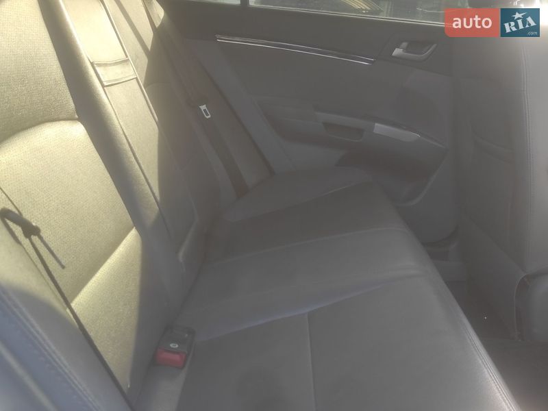 Хетчбек Geely Emgrand 7 (EC7) 2013 в Вараші