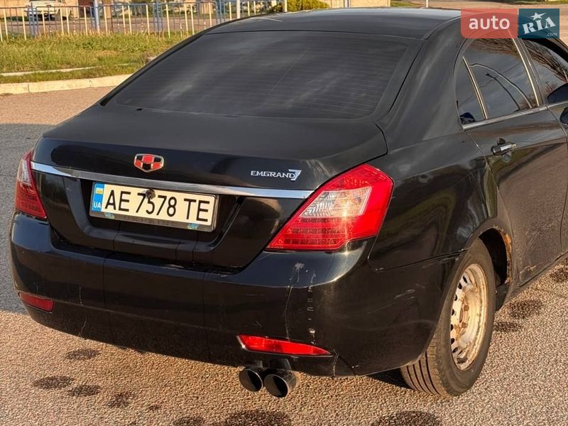Седан Geely Emgrand 7 (EC7) 2013 в Голубовке