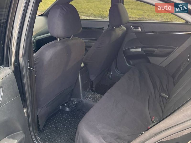 Седан Geely Emgrand 7 (EC7) 2013 в Голубовке