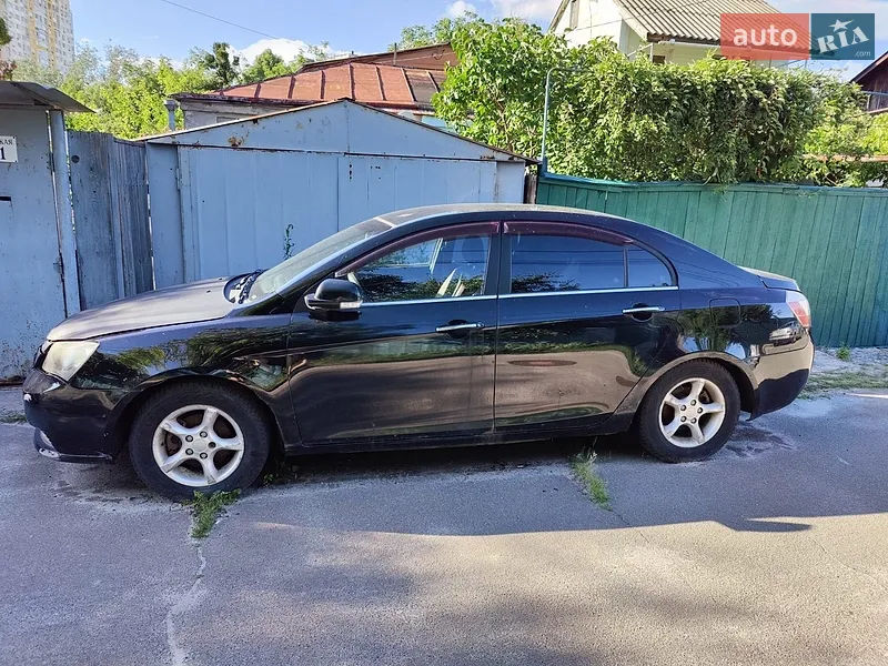 Geely Emgrand 7 (EC7)