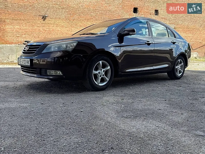 Geely Emgrand 7 (EC7) 2013