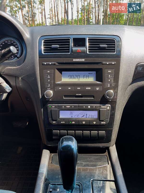 Седан Geely Emgrand 8 (EC8) 2014 в Житомирі