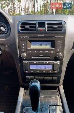 Седан Geely Emgrand 8 (EC8) 2014 в 