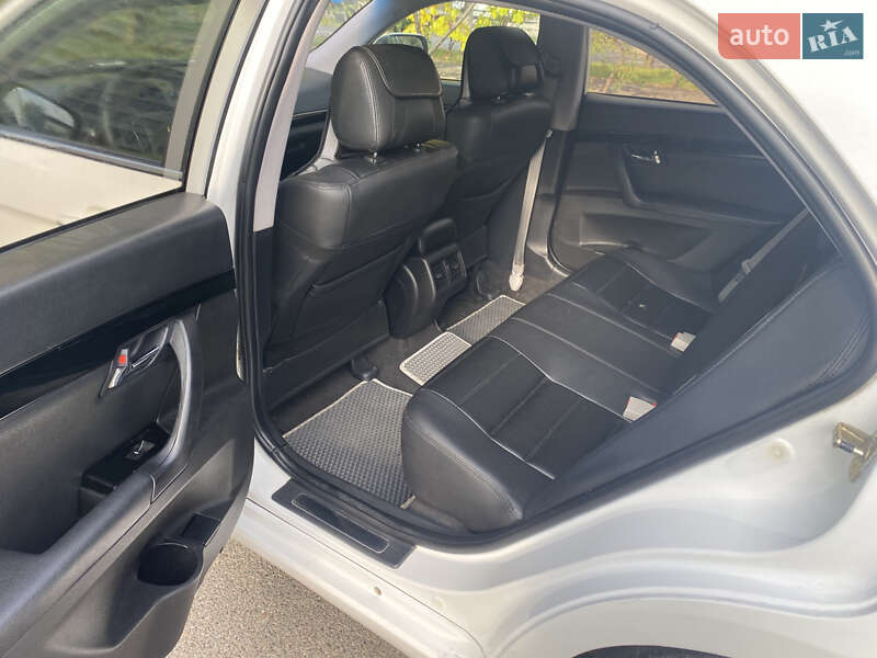 Седан Geely Emgrand 8 (EC8) 2014 в Києві