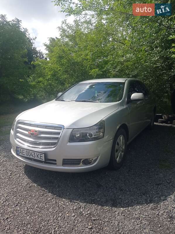 Седан Geely Emgrand 8 (EC8) 2014 в 