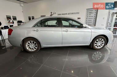 Седан Geely Emgrand 8 (EC8) 2013 в 