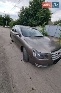 Седан Geely Emgrand 8 (EC8) 2013 в 