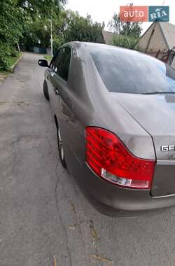 Седан Geely Emgrand 8 (EC8) 2013 в 