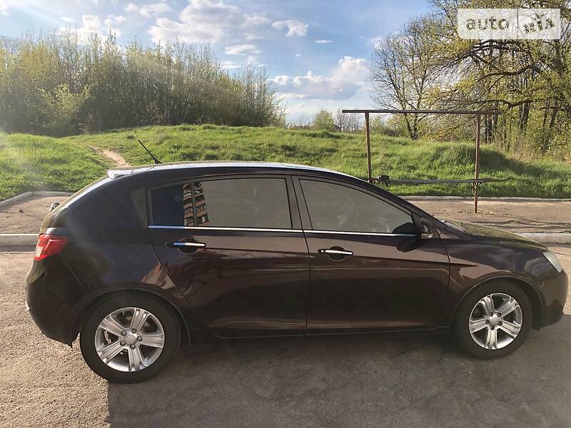 Хетчбек Geely Emgrand EC7-RV 2012 в Києві