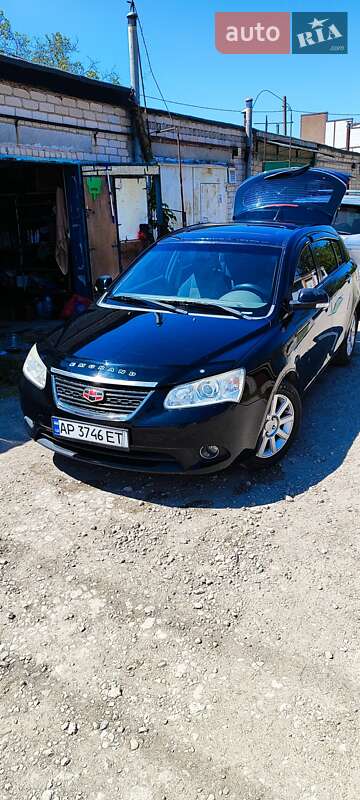 Хэтчбек Geely Emgrand EC7-RV 2011 в 