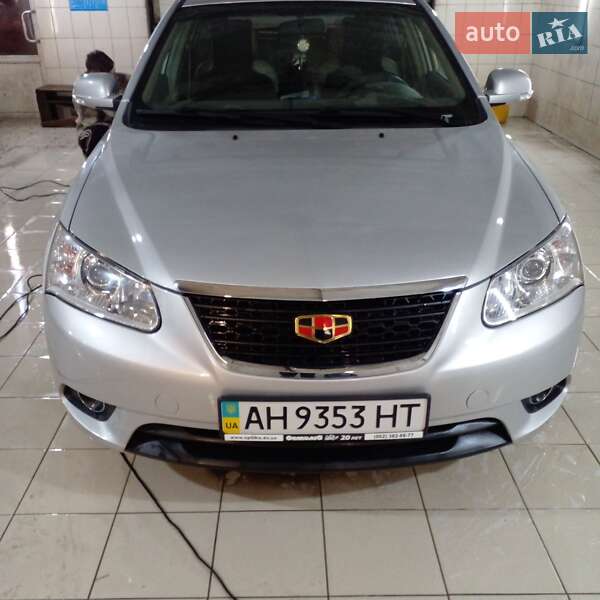 Geely Emgrand EC7-RV 2012