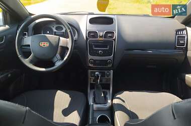 Хетчбек Geely Emgrand EC7-RV 2012 в 