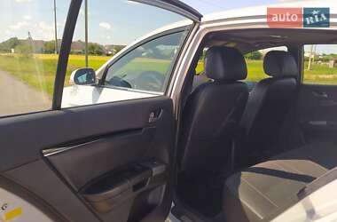 Хетчбек Geely Emgrand EC7-RV 2012 в 