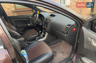 Хетчбек Geely Emgrand EC7-RV 2012 в 