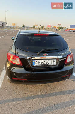 Хэтчбек Geely Emgrand EC7-RV 2011 в 