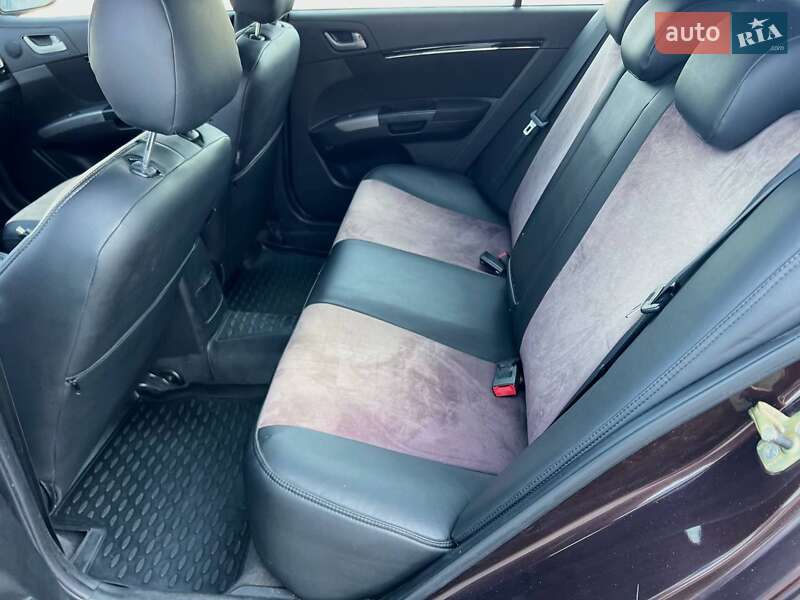 Хетчбек Geely Emgrand EC7-RV 2012 в Києві
