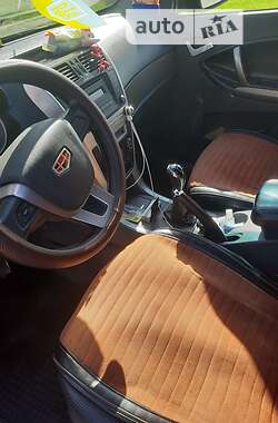 Позашляховик / Кросовер Geely Emgrand X7 2014 в 