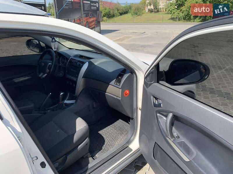 Внедорожник / Кроссовер Geely Emgrand X7 2014 в Иршаве