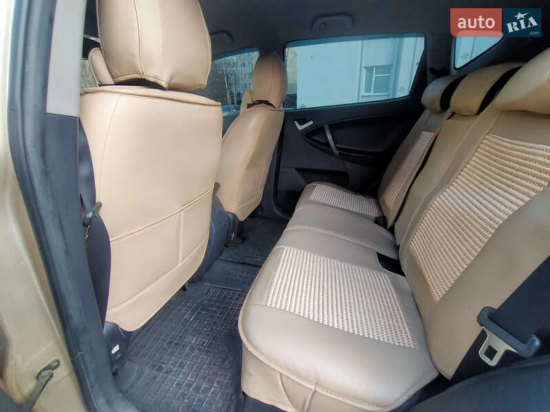 Позашляховик / Кросовер Geely Emgrand X7 2014 в Києві