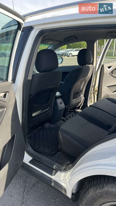 Внедорожник / Кроссовер Geely Emgrand X7 2013 в Днепре