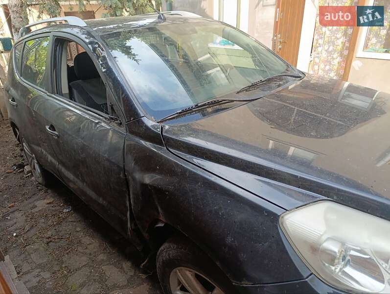 Позашляховик / Кросовер Geely Emgrand X7 2013 в Бузовій
