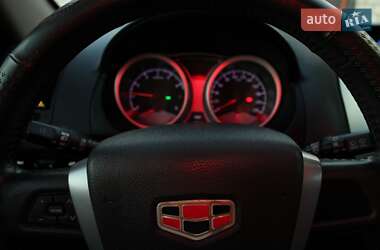 Внедорожник / Кроссовер Geely Emgrand X7 2015 в 