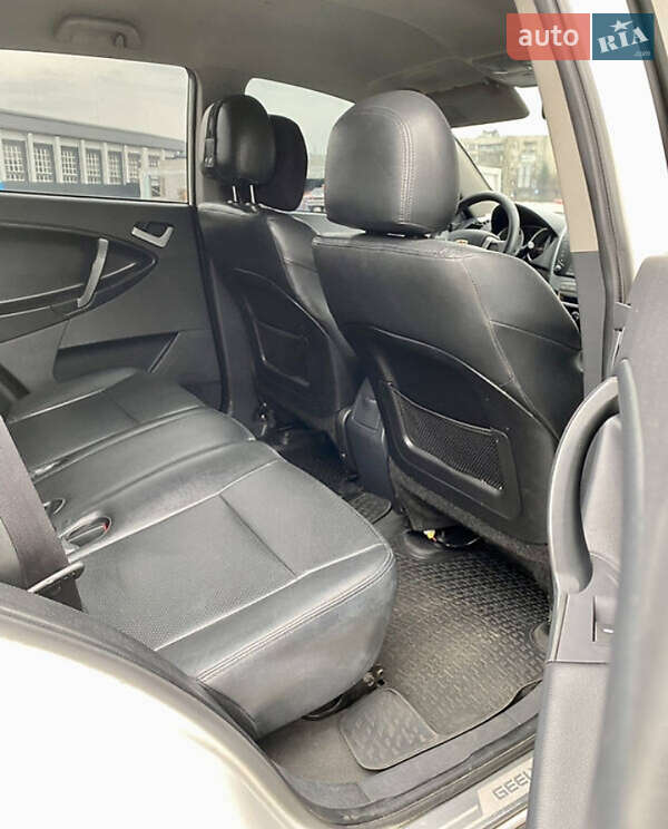 Позашляховик / Кросовер Geely Emgrand X7 2014 в Мукачевому