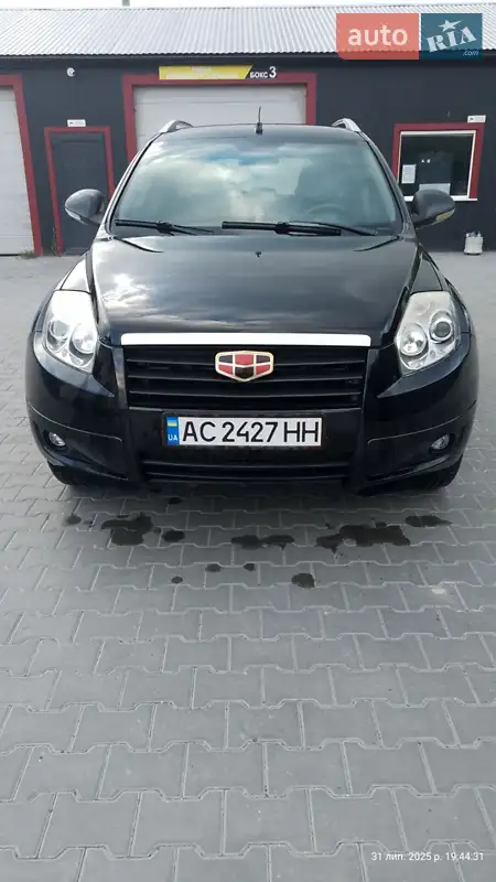 Geely Emgrand X7 2013