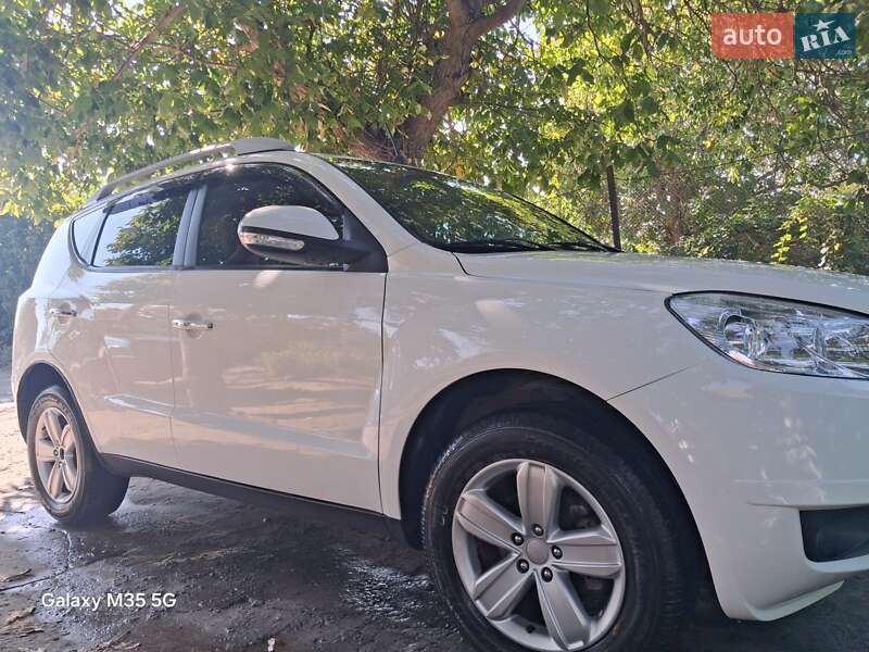 Внедорожник / Кроссовер Geely Emgrand X7 2014 в 