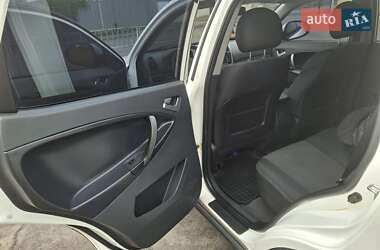 Позашляховик / Кросовер Geely Emgrand X7 2014 в 