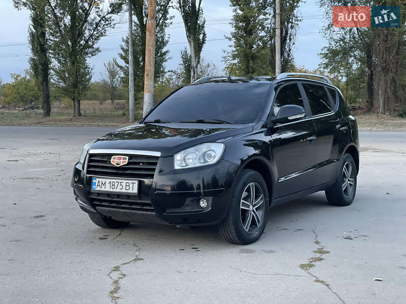 Geely Emgrand X7 2013
