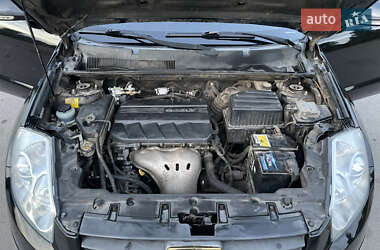 Позашляховик / Кросовер Geely Emgrand X7 2013 в 
