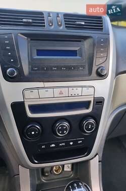 Внедорожник / Кроссовер Geely Emgrand X7 2014 в 