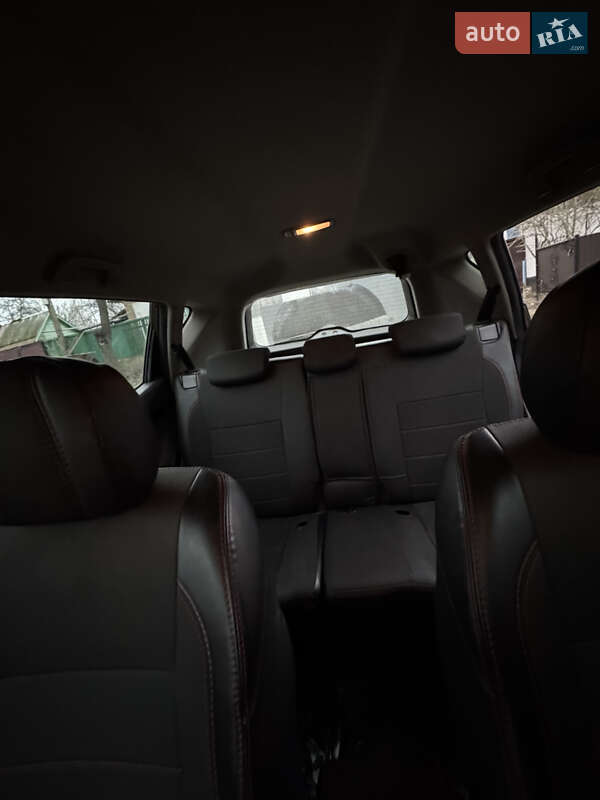 Внедорожник / Кроссовер Geely Emgrand X7 2015 в Звенигородке фото 12 Внедорожник / Кроссовер Geely Emgrand X7 2015 в Звенигородке