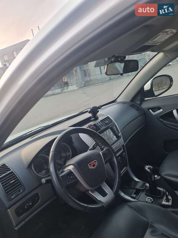 Внедорожник / Кроссовер Geely Emgrand X7 2014 в Днепре